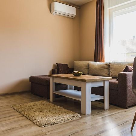 Nemeth Apartman كيستاي المظهر الخارجي الصورة